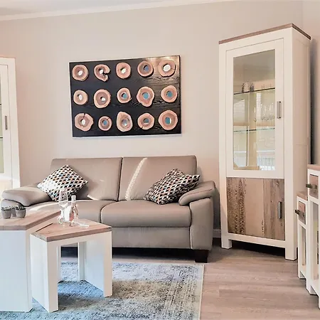 Bernstein Mare Rose 3 Büsum